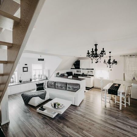 Apartament Rynek Pniewy Pniewy  Kültér fotó