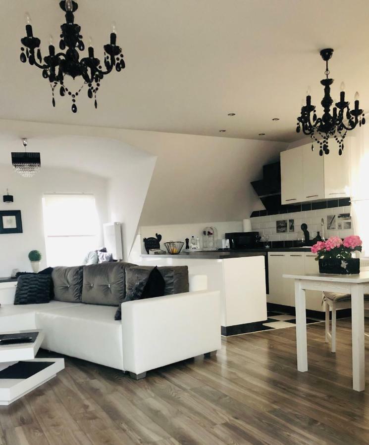 Apartament Rynek Pniewy Pniewy  Kültér fotó