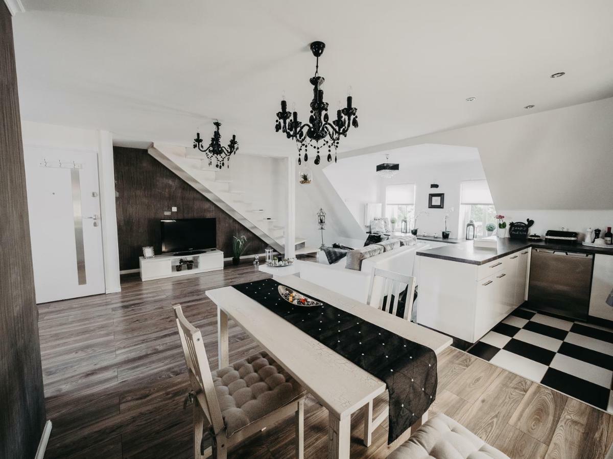Apartament Rynek Pniewy Pniewy  Kültér fotó
