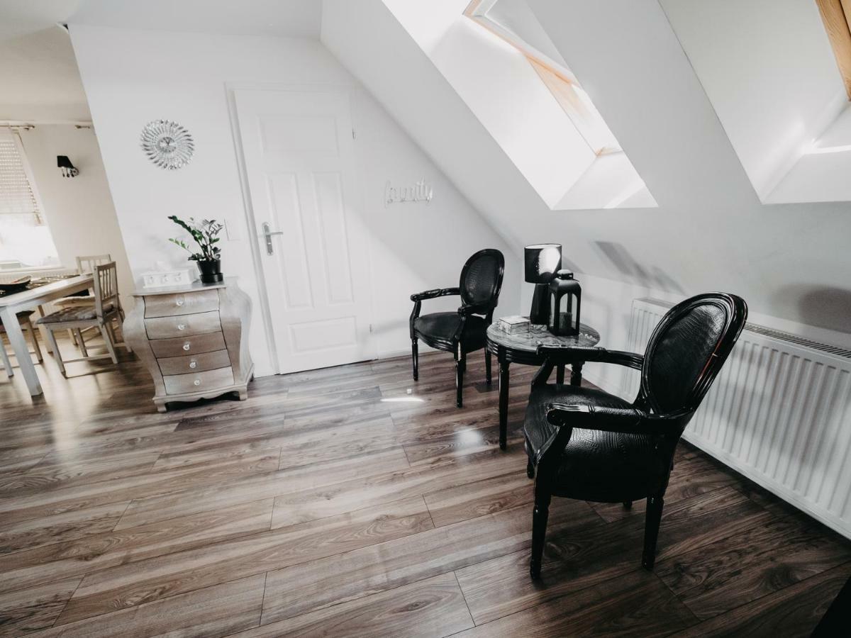 Apartament Rynek Pniewy Pniewy  Kültér fotó